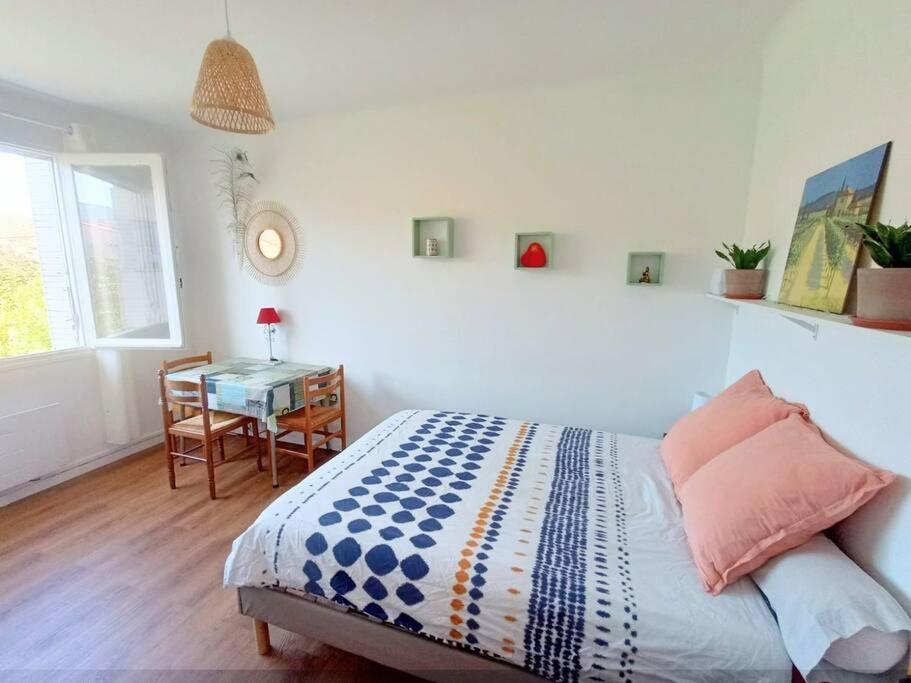 Comme Un Petit Studio - Totalement Independant - Entree Autonome Prades  Exterior photo