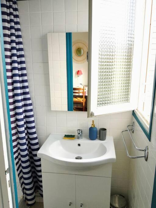 Comme Un Petit Studio - Totalement Independant - Entree Autonome Prades  Exterior photo