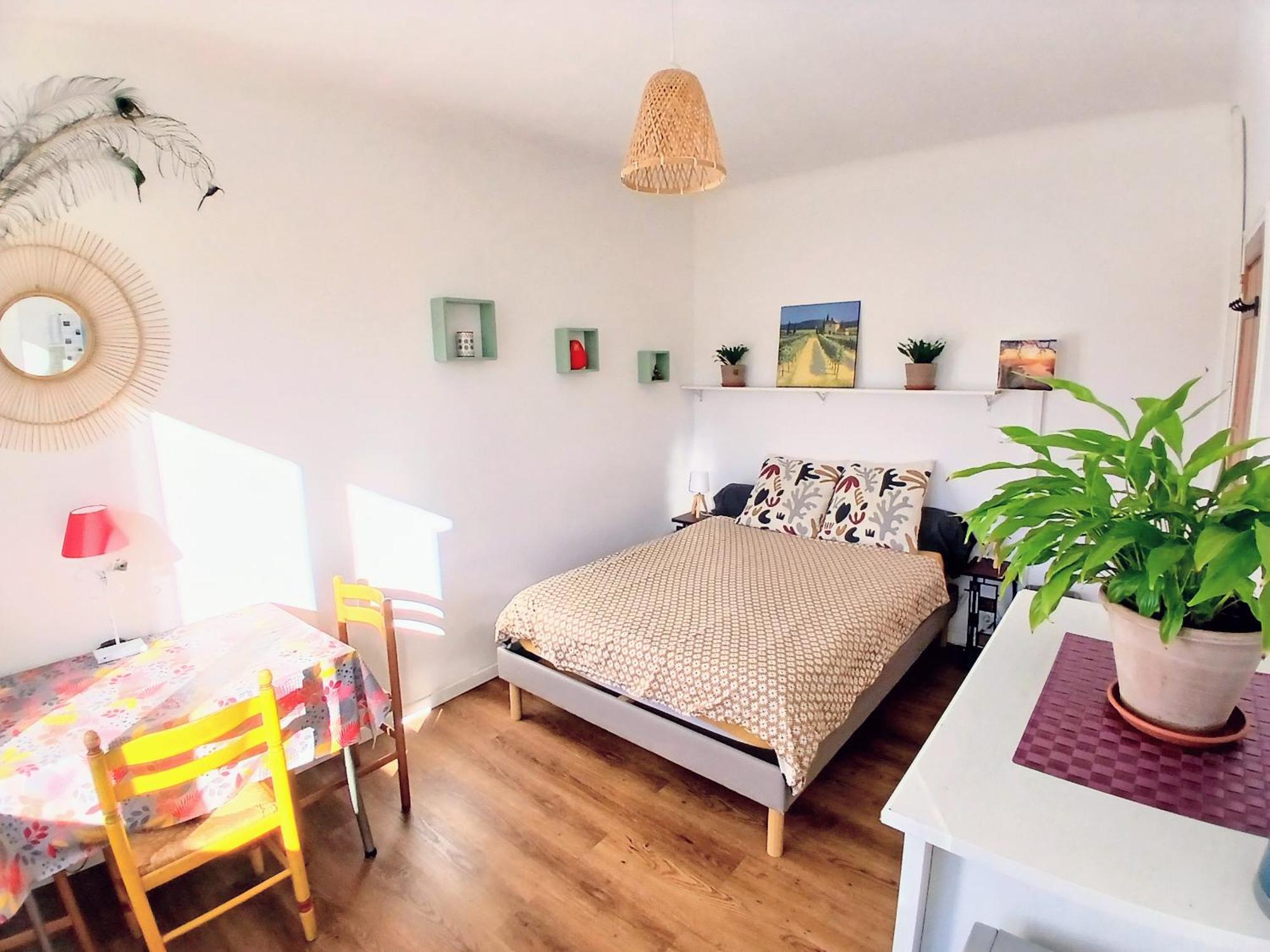 Comme Un Petit Studio - Totalement Independant - Entree Autonome Prades  Exterior photo